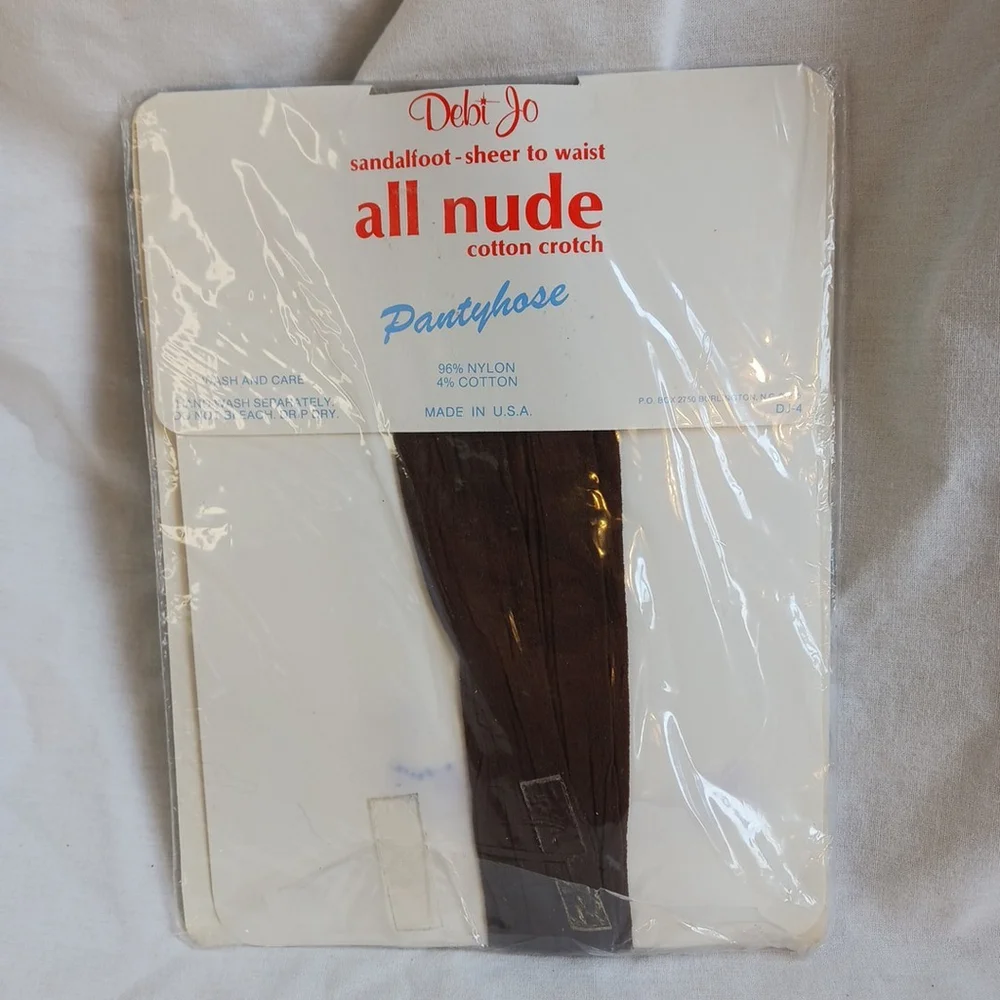 Debi Jo Nude Coffee Pantyhose Sheer To Waist Petite Medium